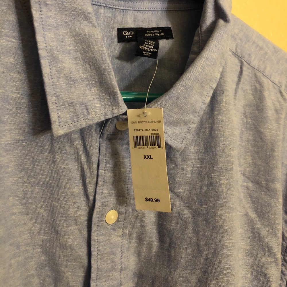GAP Blue Collared Button Down - Picture 3 of 4